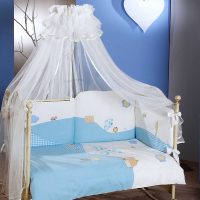 ​Балдахин на детскую кроватку: бережем сон малыша